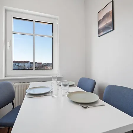 Teamquartier Nord Mit Stellplatz Apartmanhotel