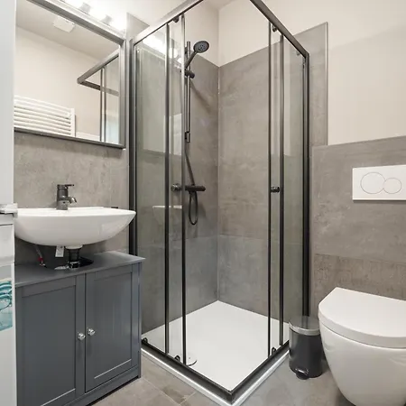Teamquartier Nord Mit Stellplatz Aparthotel Erfurt