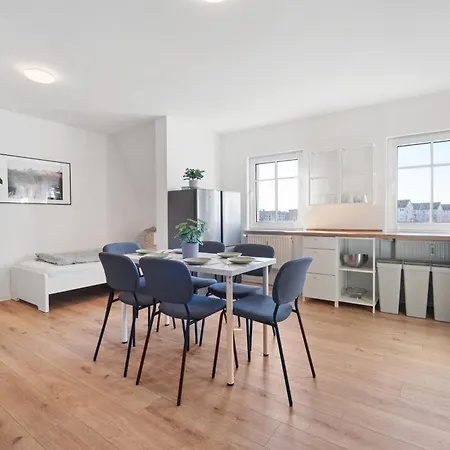 Teamquartier Nord Mit Stellplatz Apartmanhotel