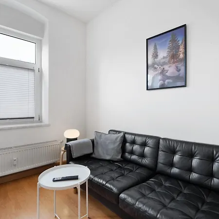 Teamquartier Nord Mit Stellplatz * Erfurt