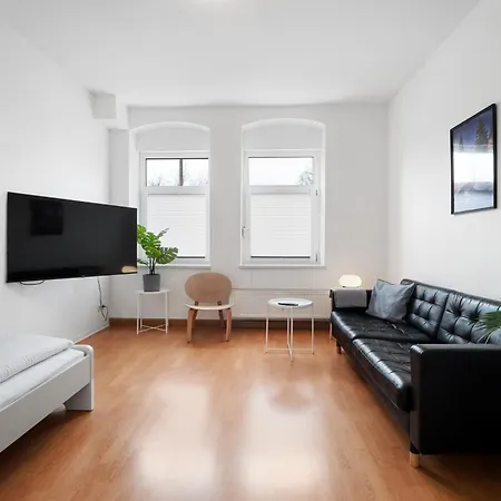 Teamquartier Nord Mit Stellplatz Apartmanhotel Erfurt