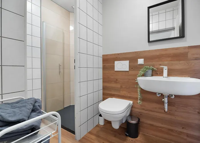 Apart Otel Teamquartier Nord Mit Stellplatz